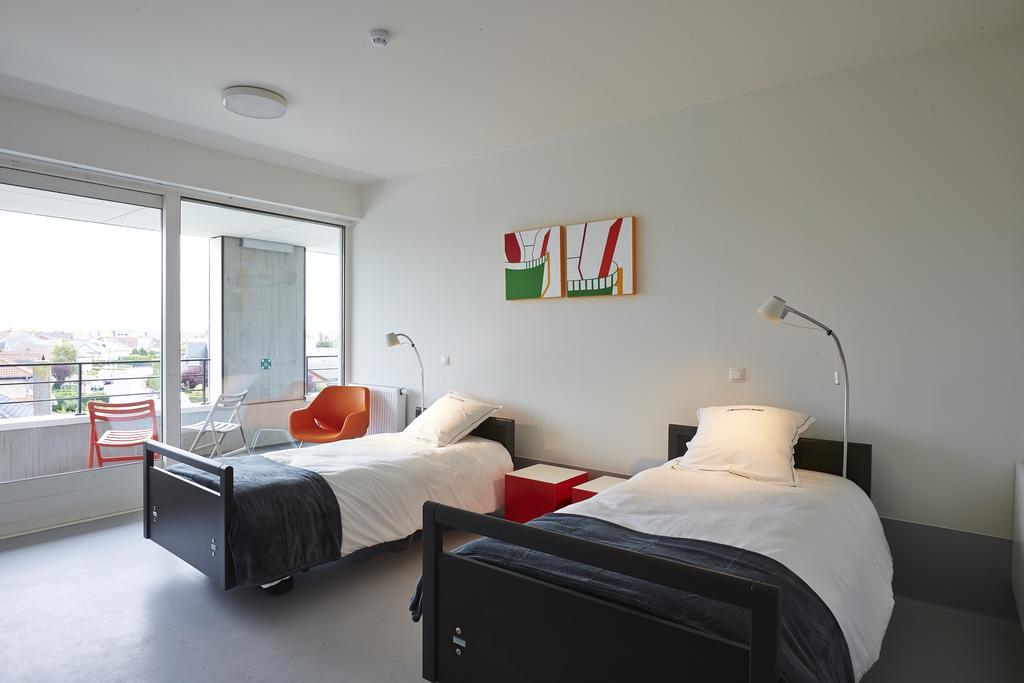 Hotel Middelpunt - Gratis Parking - Ontbijt Inbegrepen! Мідделкерке Номер фото